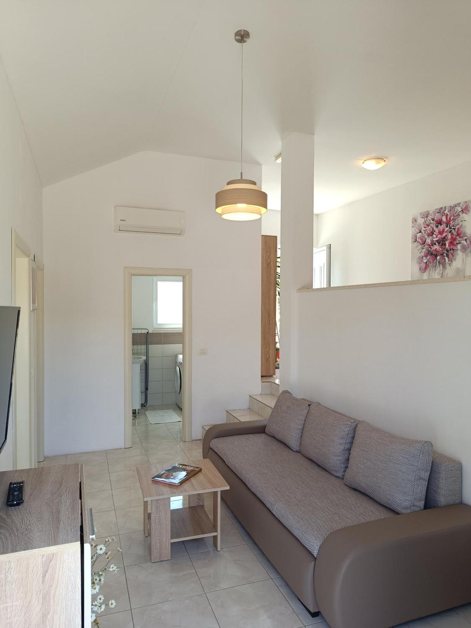 Apartment Maurora Затон Екстериор снимка