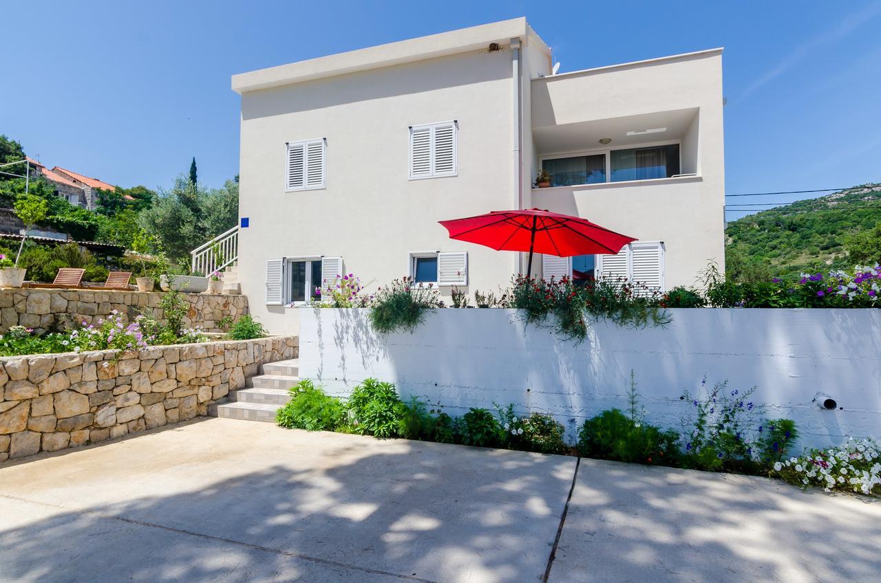 Apartment Maurora Затон Екстериор снимка